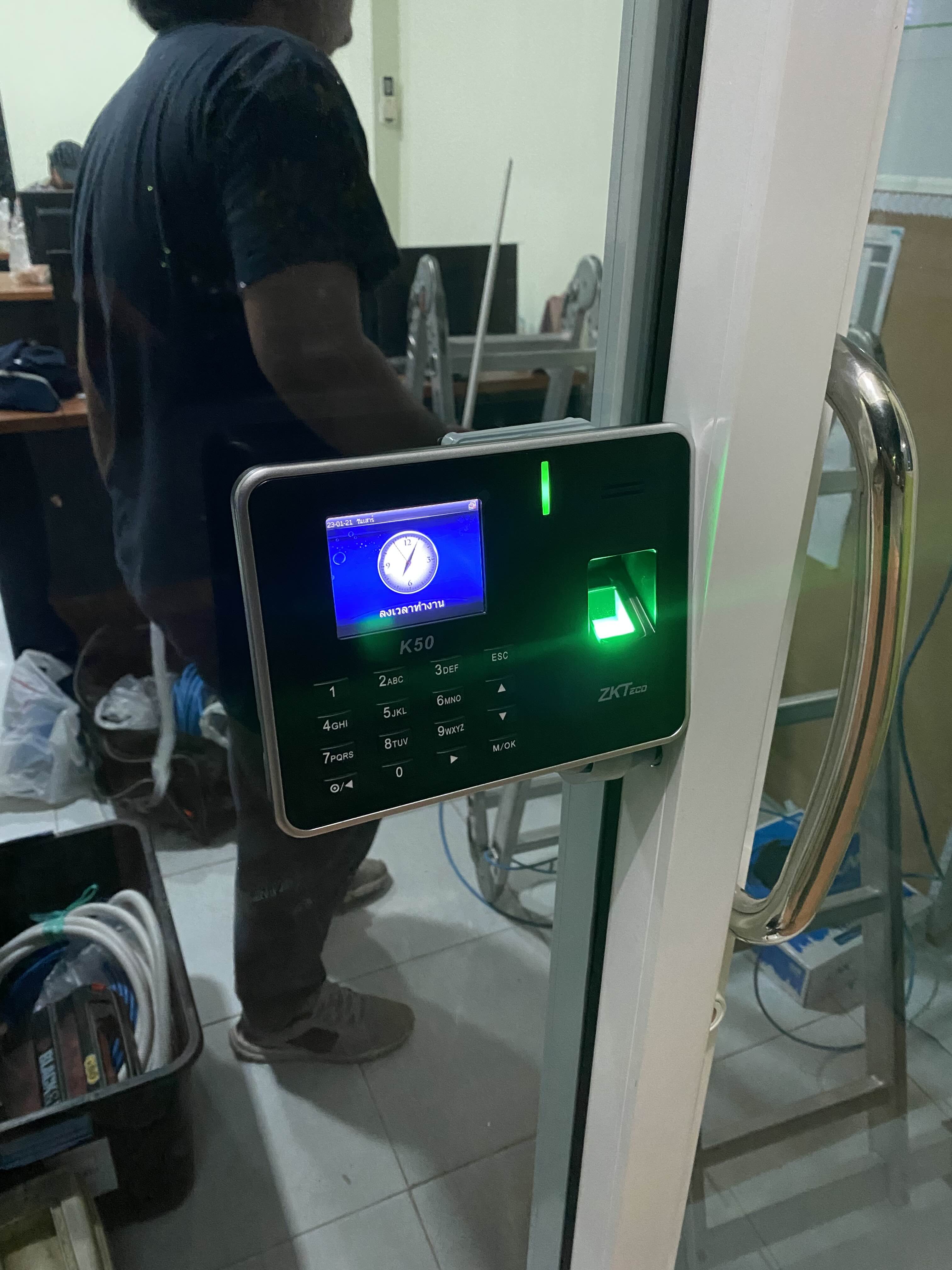 ติดตั้งระบบกล้องวงจรปิดและ Access Control